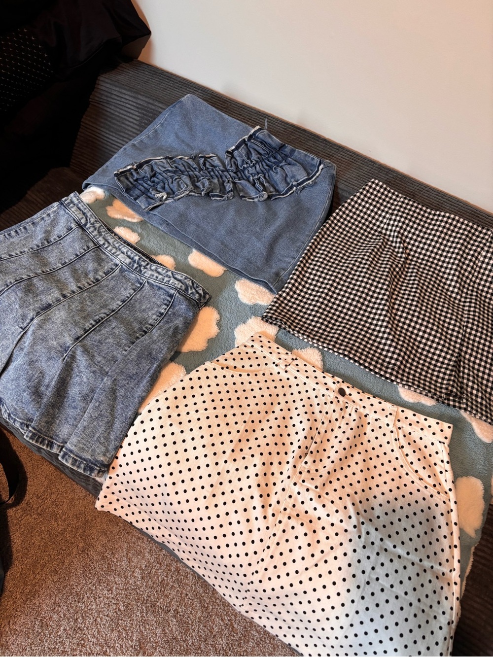 Skirt bundle
